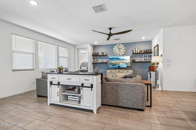 4524 Hazel Ln