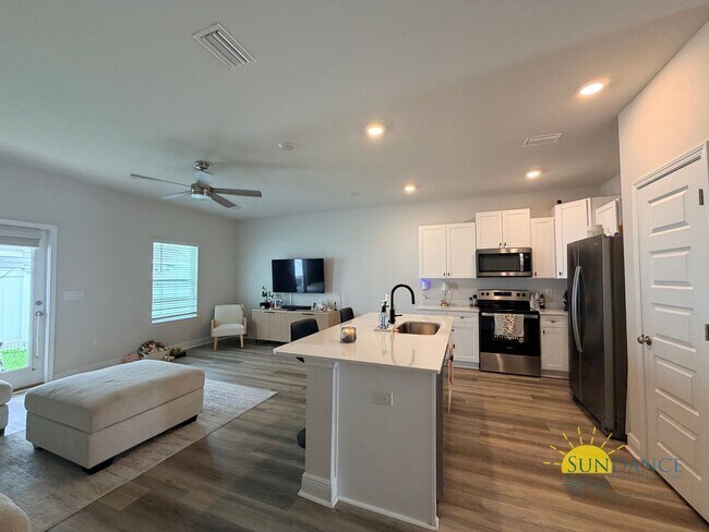 Photo - Stunning 3 Bedroom Townhouse in Brittany Oaks!