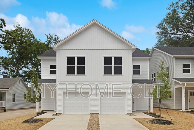 Photo - 2318 Rebecca Ave