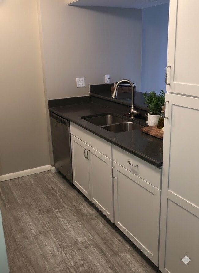 Photo - 511 Aurora Ave Unit 116