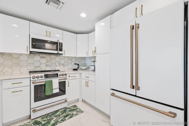 Photo - 610 Clematis St Unit 616