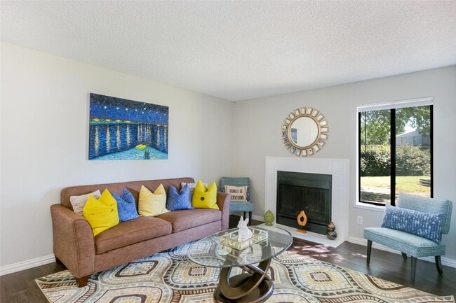 Photo - 4600 W Pioneer Dr Unit 233