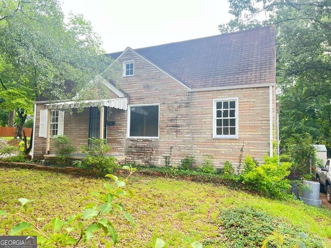 Photo - 1870 Grove Ave