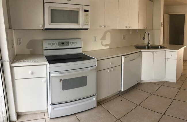 Photo - 5795 NW 109th Ave