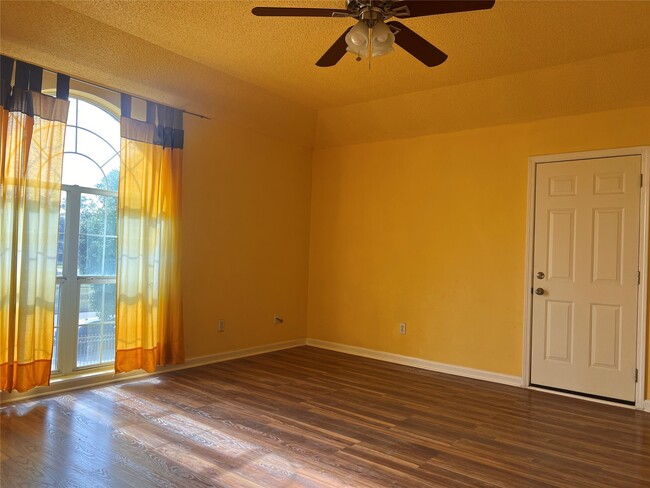 Photo - 1305 Vista Rd