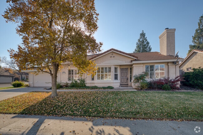 Building Photo - 15279 Medella Cir Rental