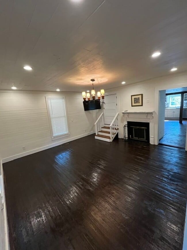 Photo - 3639 White Sulphur Rd