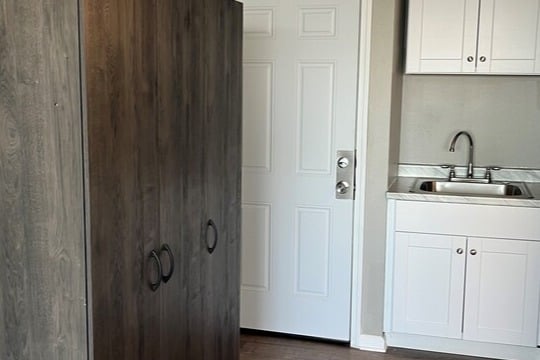 Photo - Cambridge Apartments