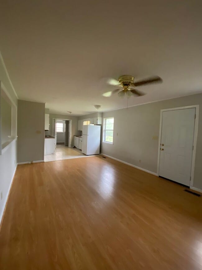 Photo - 1440 Taylors Chapel Rd