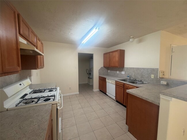 Photo - 21219 Grand Linden Ct
