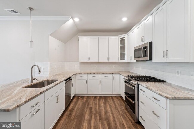 Building Photo - 14921 River Walk Way Rental