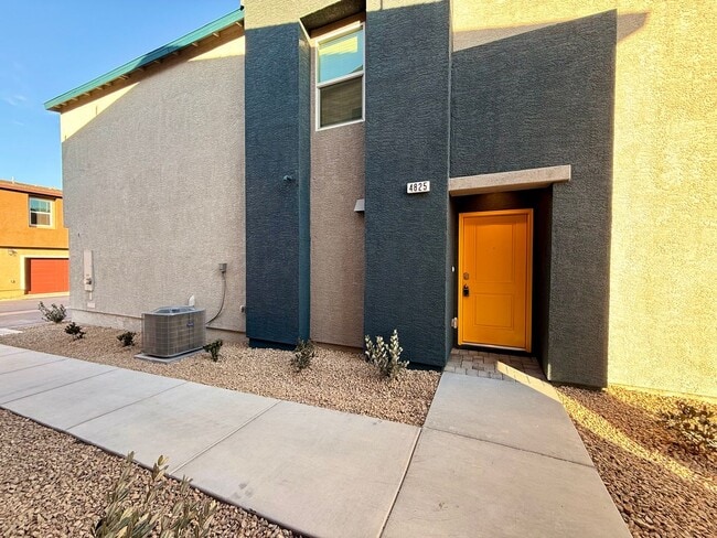 Photo - New Townhome for Rent in the Highly Desirable Southwest Area!