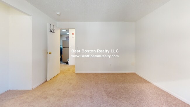 Photo - 1123 Revere Beach Pkwy Unidad 302