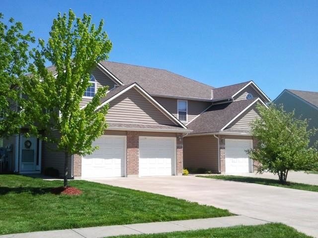 Exterior del complejo - Timbercreek East Townhomes