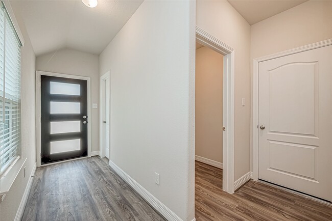 Photo - 22814 Ephesus Ave