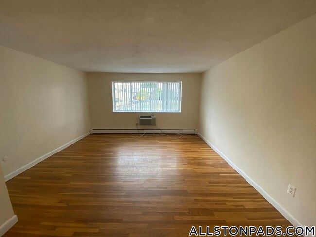 Photo - 75 Gardner St Unit 14