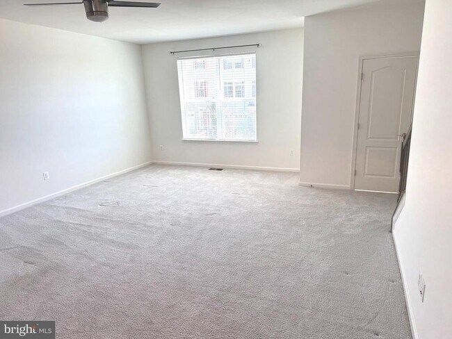 Photo - 9610 Eaves Dr