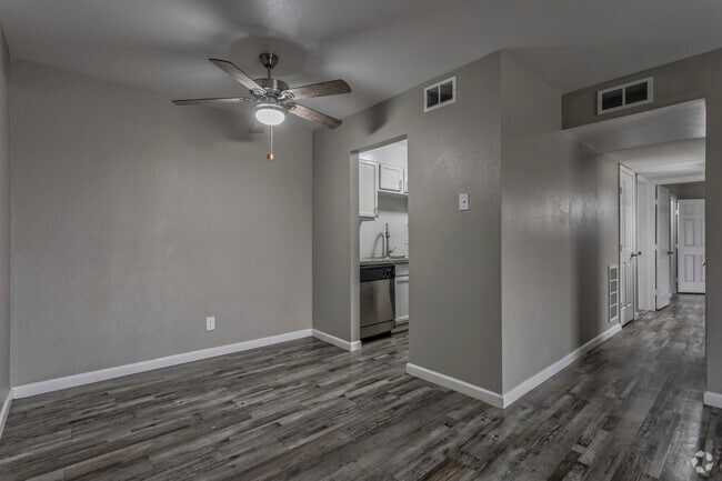 2BR, 1.5BA - 864 SF Upgraded - Dining Area