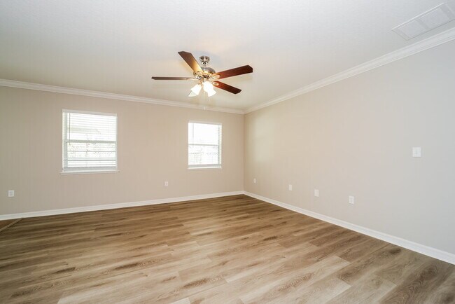 Photo - 116 River Cove Cir