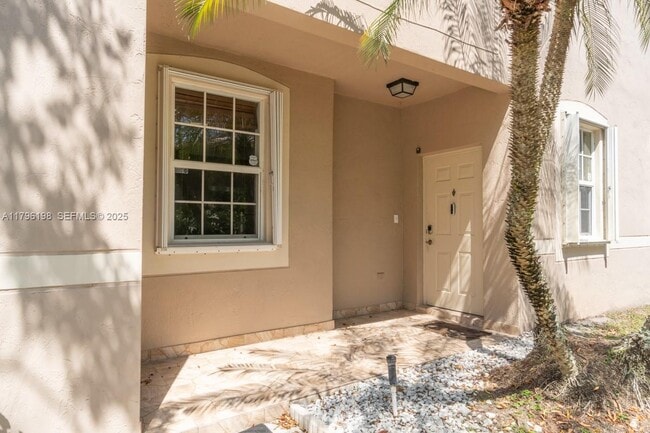 Photo - 1999 Madeira Dr