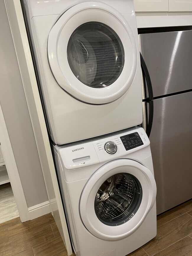 Photo - 224 Main St Unit 2