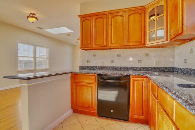 Photo - 24 Emerson Ave Unit 2