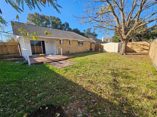 Photo - 16226 Villaret Dr