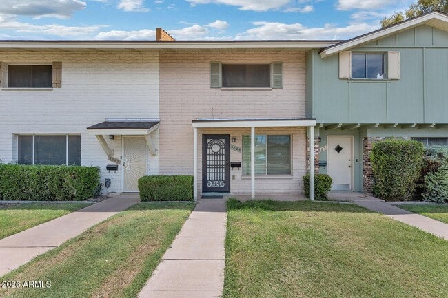 Building Photo - 5805 N Granite Reef Rd