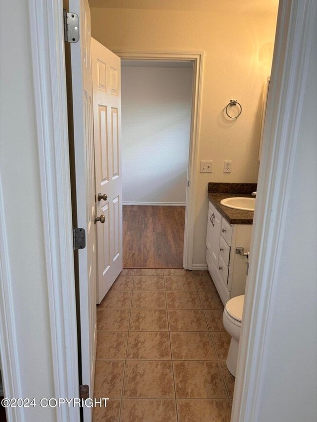Photo - 3 Bed/2 Bath Midtown Townhome!