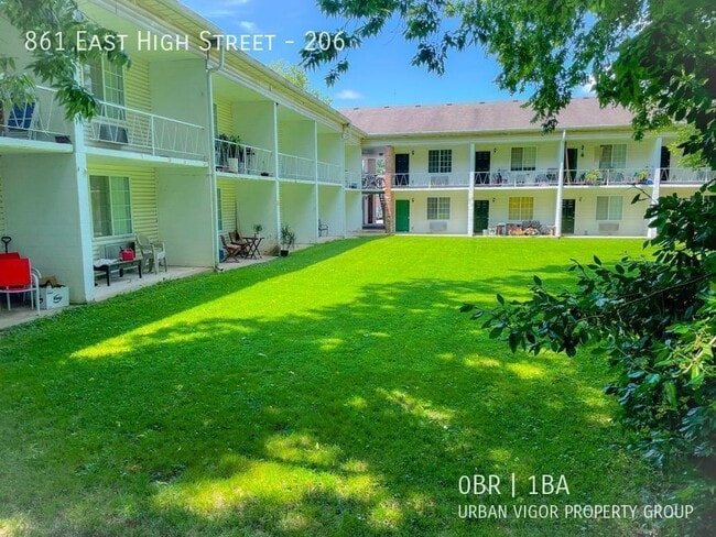 Photo - 861 E High St Unidad 206