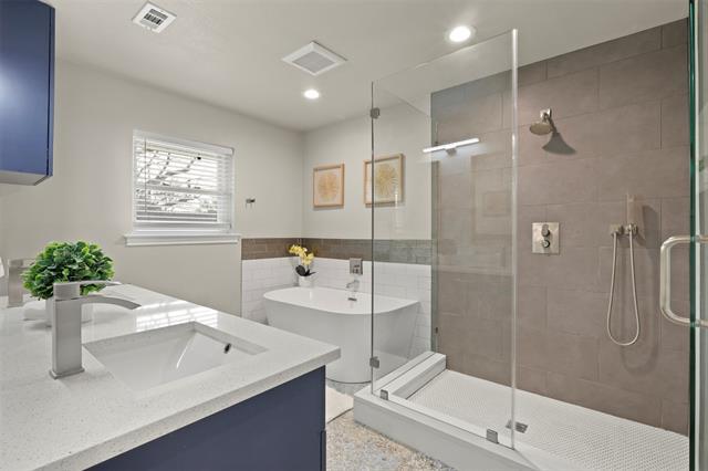 Photo - 6350 Glennox Ln