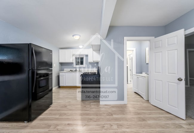 Photo - 407 W 6th Ave
