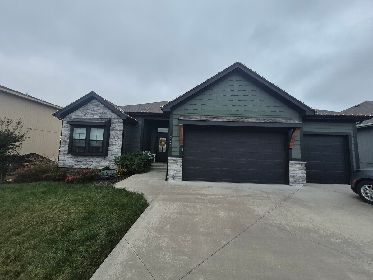 Photo - 17205 W 197th St