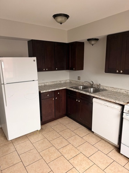 Photo - 10479 Dearlove Rd Unidad 2A
