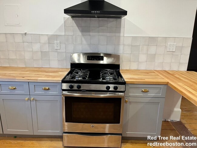 Photo - 41 Elmore St Unit 3