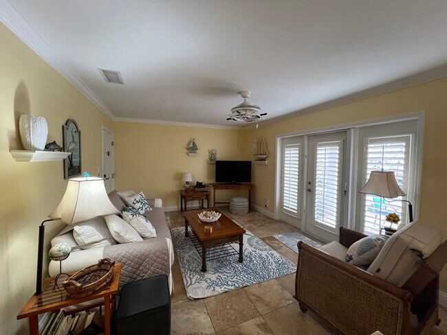 Photo - 5164 Beach Dr SE Unit B