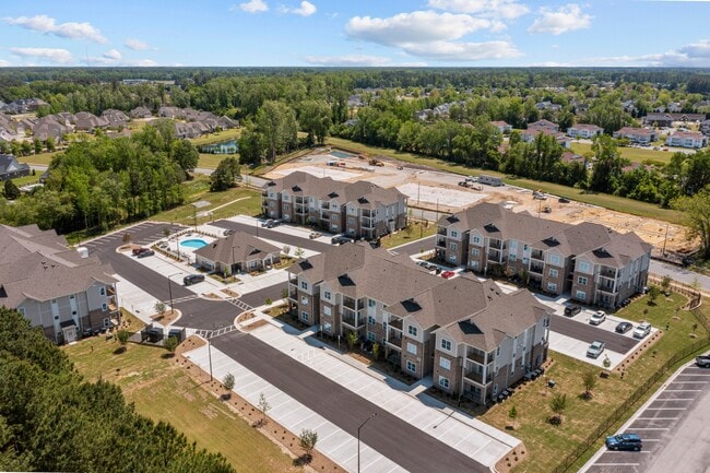 Bradbury Place at Lynndale - Bradbury Place at Lynndale Apartments