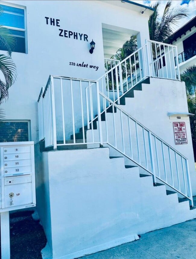 Building Photo - 220 Inlet Way Unit 3