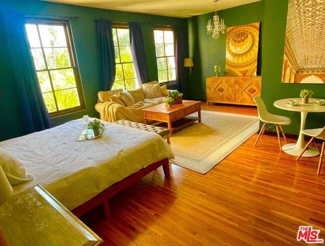 Photo - 4121 Wilshire Blvd Unit 516