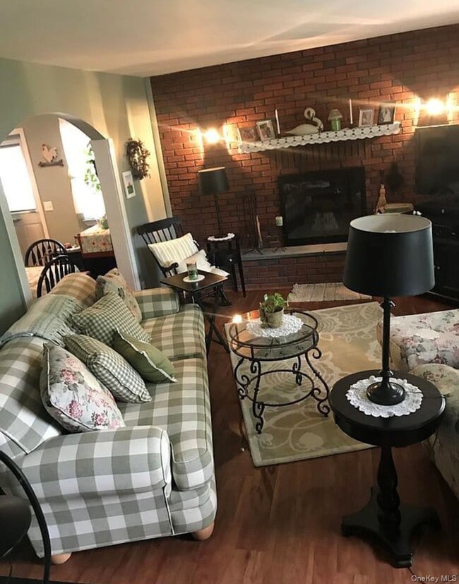 Photo - 137 Central Hwy