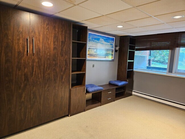 Photo - ALL INCLUSIVE, Modern Apt Garage Parking A...