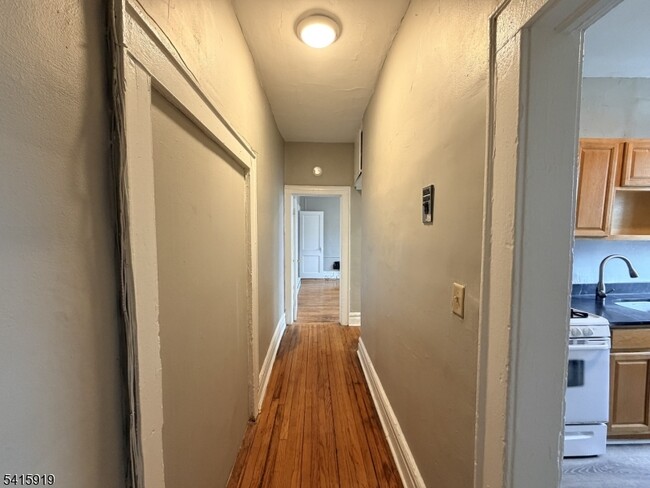 Photo - 16 Irving St