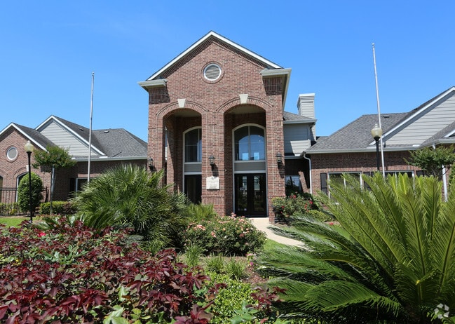 Leasing Office