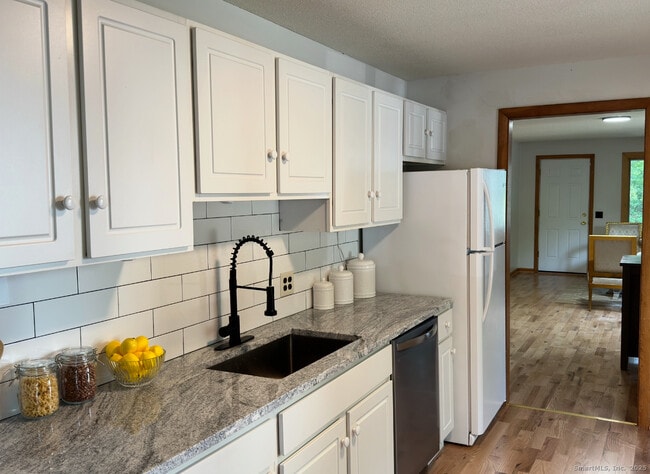 Photo - 64 White Deer Rocks Rd Unit 5E