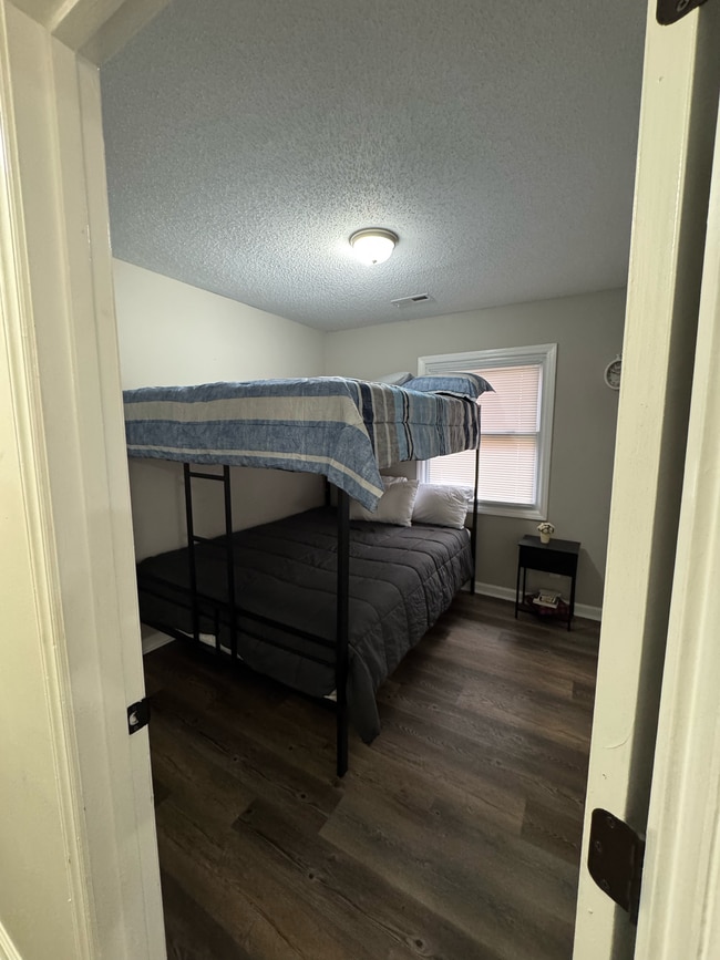 Photo - 411 Croom Dr