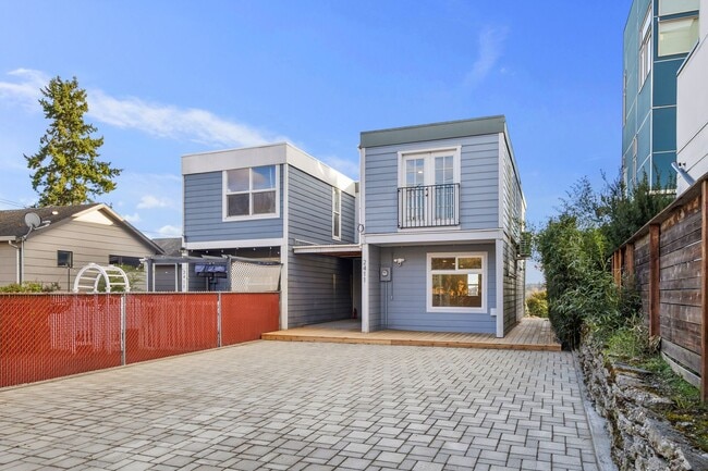 Photo - 2411 S Norman St