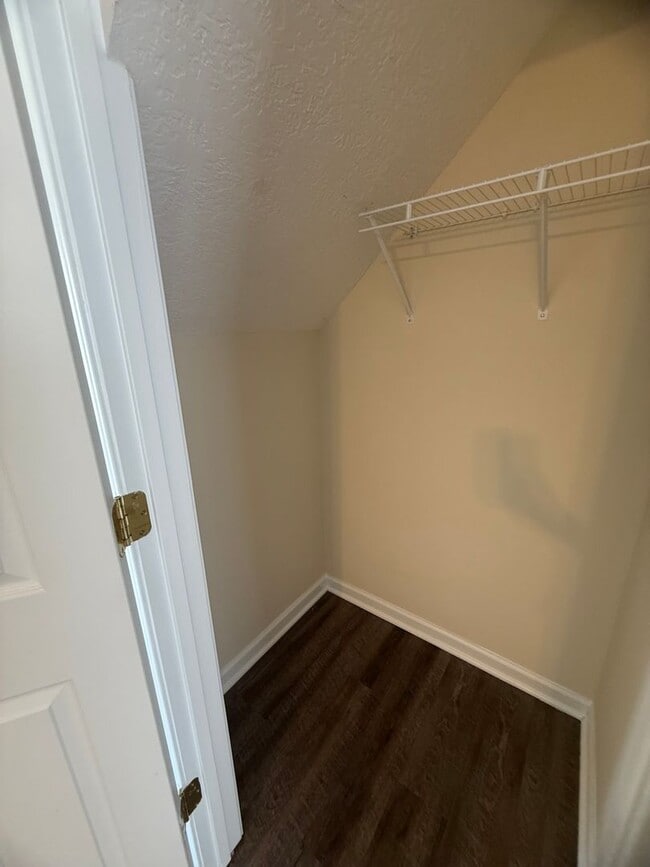Photo - 2328 Settlers Ridge Ln