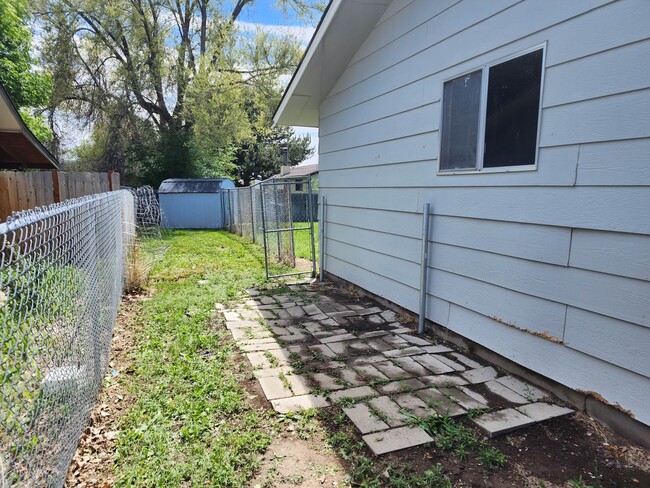 Photo - 1125 E 5th S