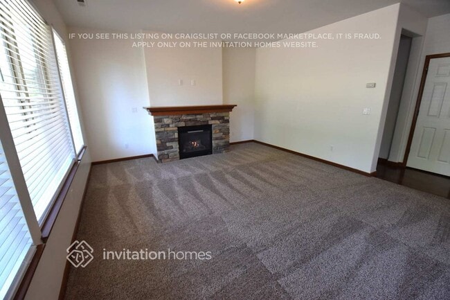 Photo - 109 Ames St NE