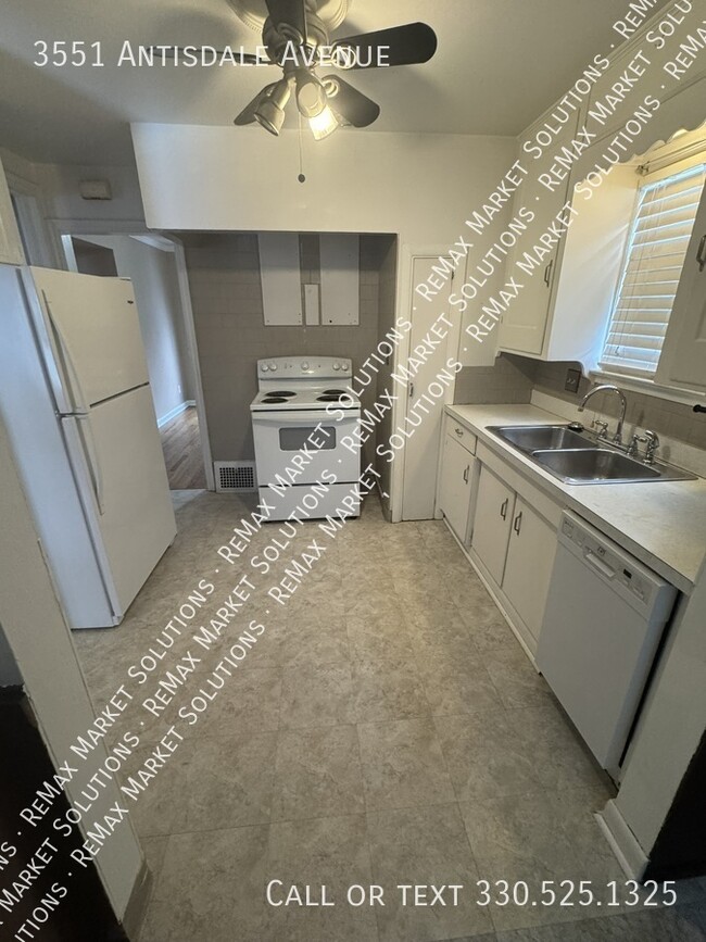 Photo - 3551 Antisdale Ave